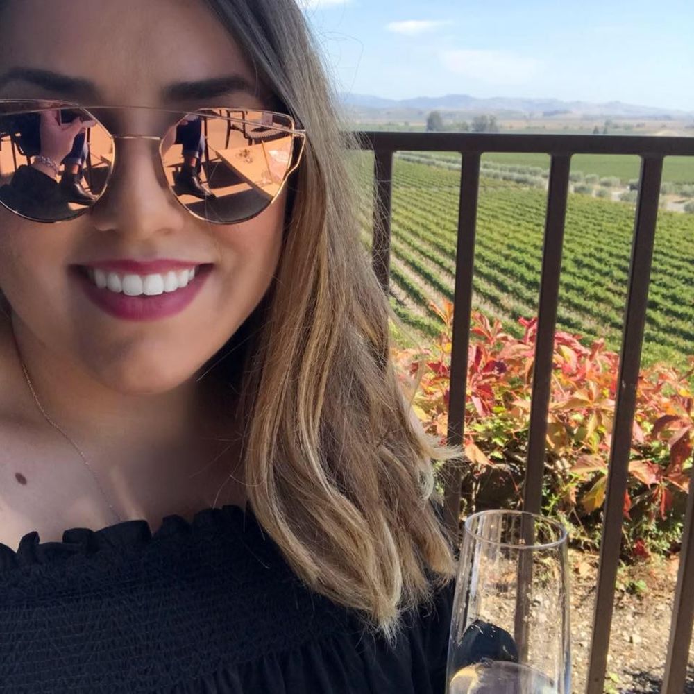 Meet your Posher, Elise